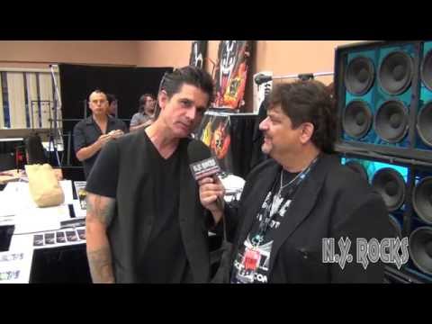 Host Producer Phil Fiumano Interviews Anthony Esposito @ The NY / NJ Kiss Expo 2014